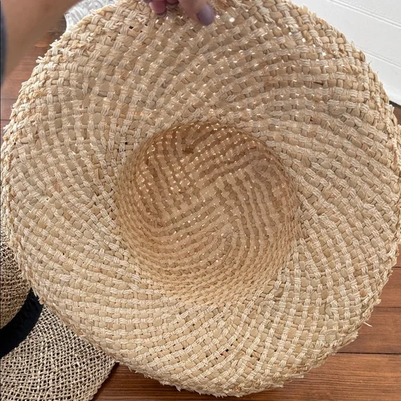 BUNDLE of 2 Straw Sun Hats with Floral Accent and Punta Cana - Picture 8 of 10